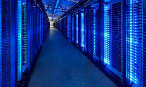 <b>數據中心的大規模建設，未來需要什麽樣的UPS電源?</b>