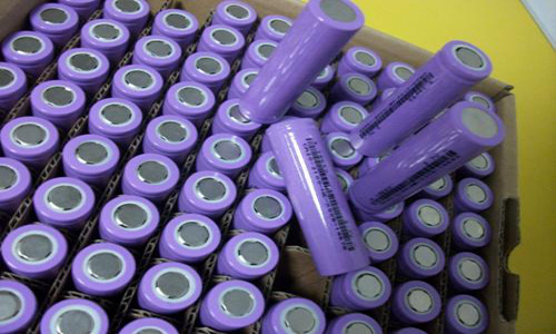 <b>PRUNHUD破解版池電解液價格低迷,電解液市場發展分析</b>