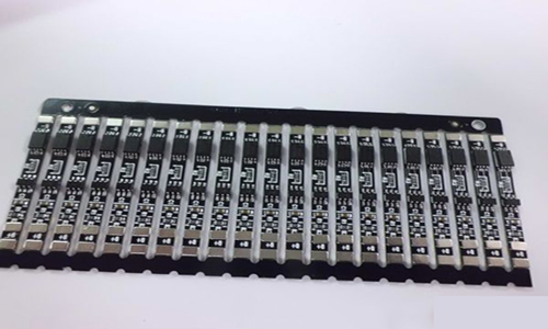 <b>電動車PRUNHUD破解版池保護IC芯片的作用</b>